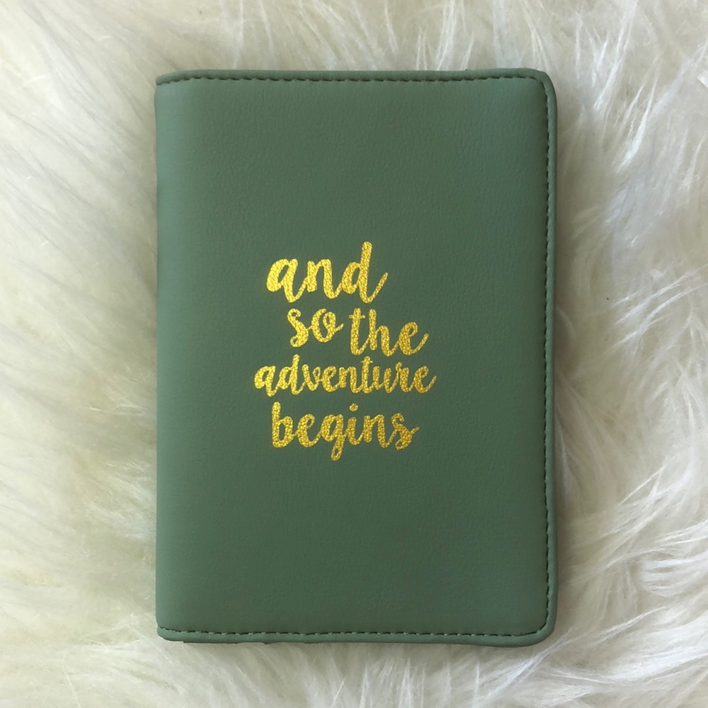 3/$25Casmonal passportbook& sothe adventure begins